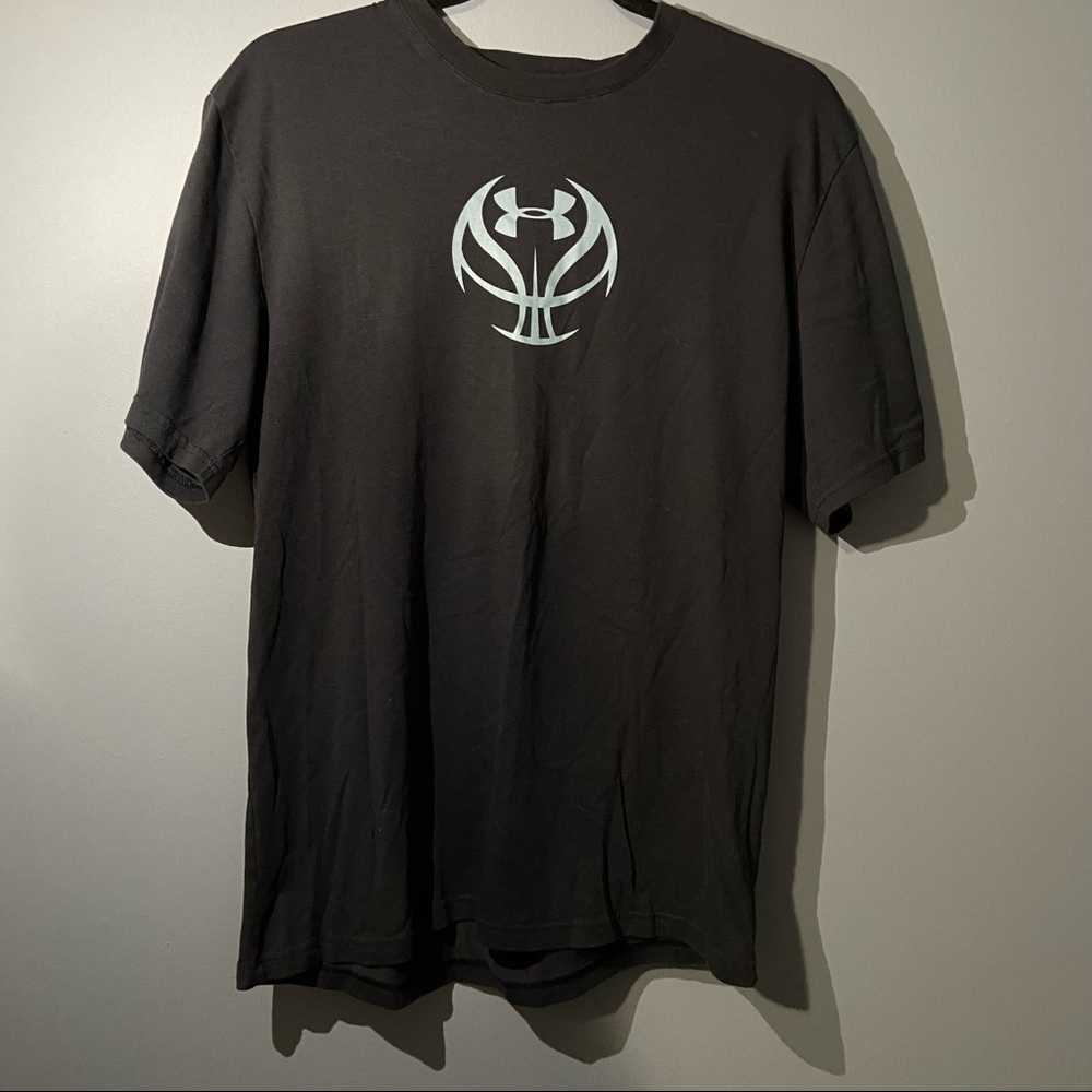 Under Armour tee shirt